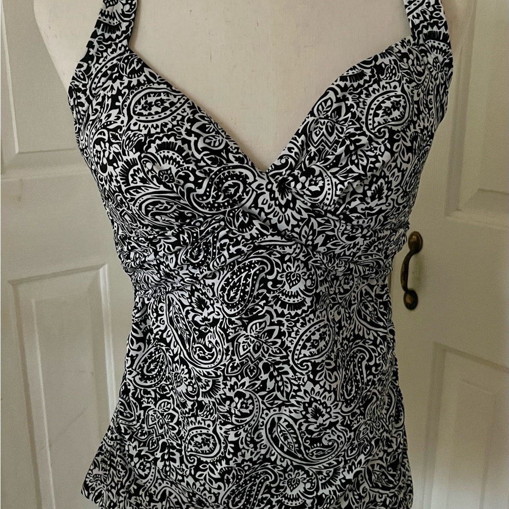Lands' End Black and White Paisley tankini top